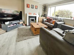 Lounge- click for photo gallery